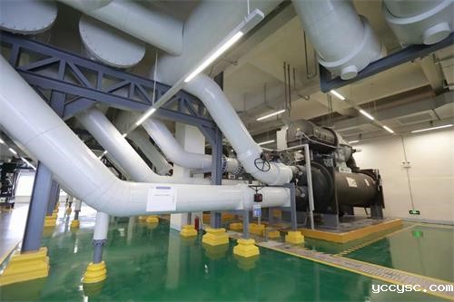 高效率冷却塔机房