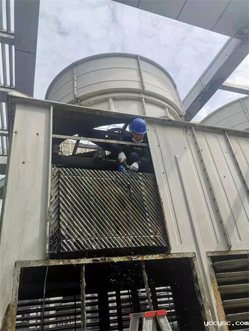 维护<a href=//www.yccysc.com/lqt/226_0.html target=_blank class=infotextkey>中央空调</a>常见问题