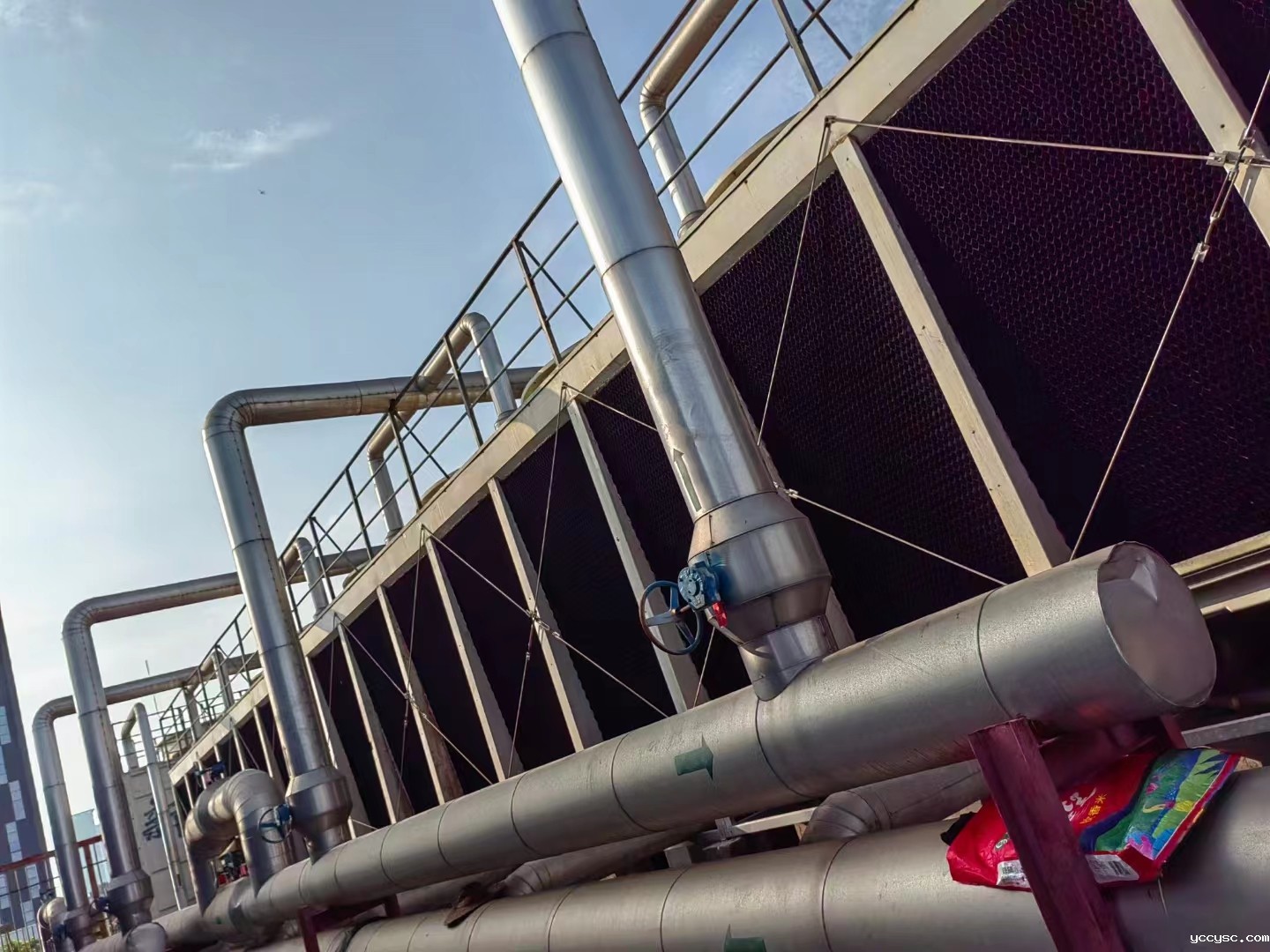 冷却塔填料更换